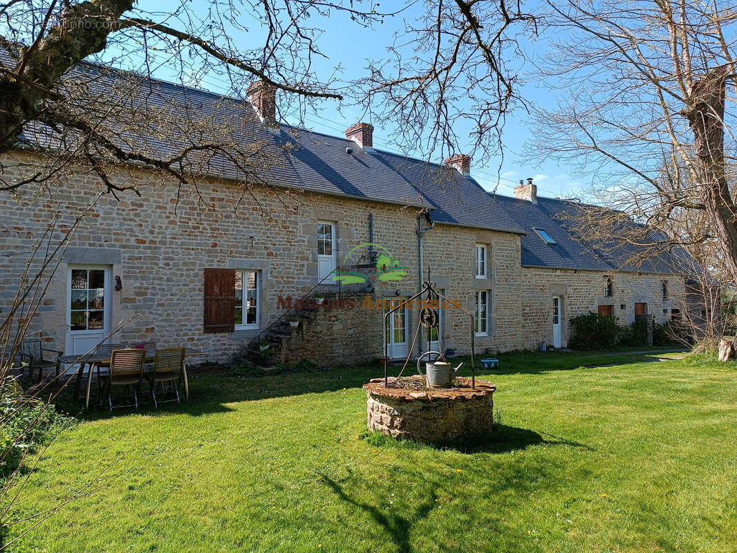 Maison à TILLY-SUR-SEULLES