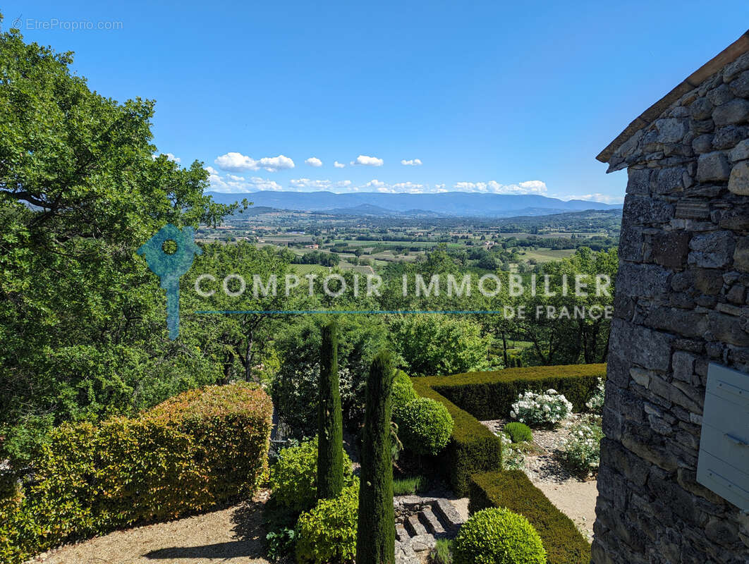 Maison à LACOSTE