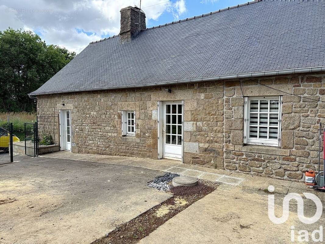 Photo 1 - Maison à LA SELLE-EN-COGLES