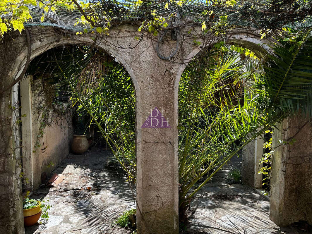 Maison à HYERES