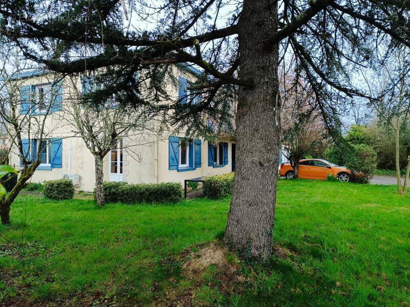 Maison à BOURNEAU