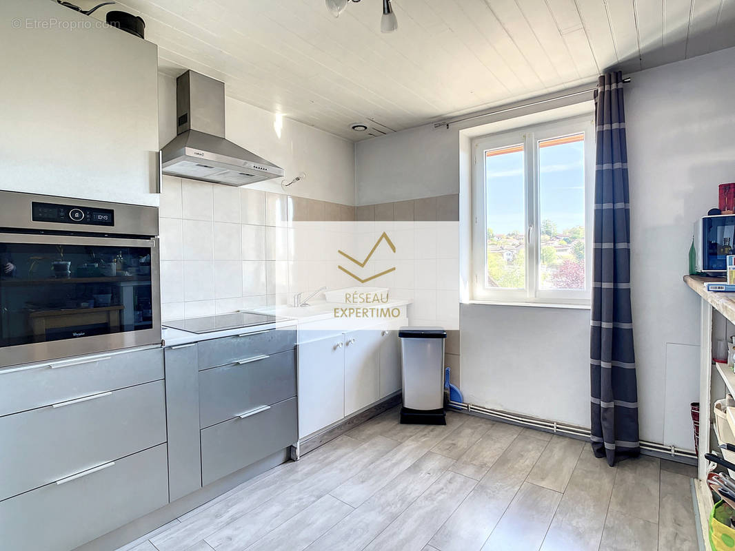 Appartement à MONTMERLE-SUR-SAONE