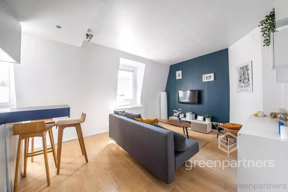 Appartement à PARIS-17E