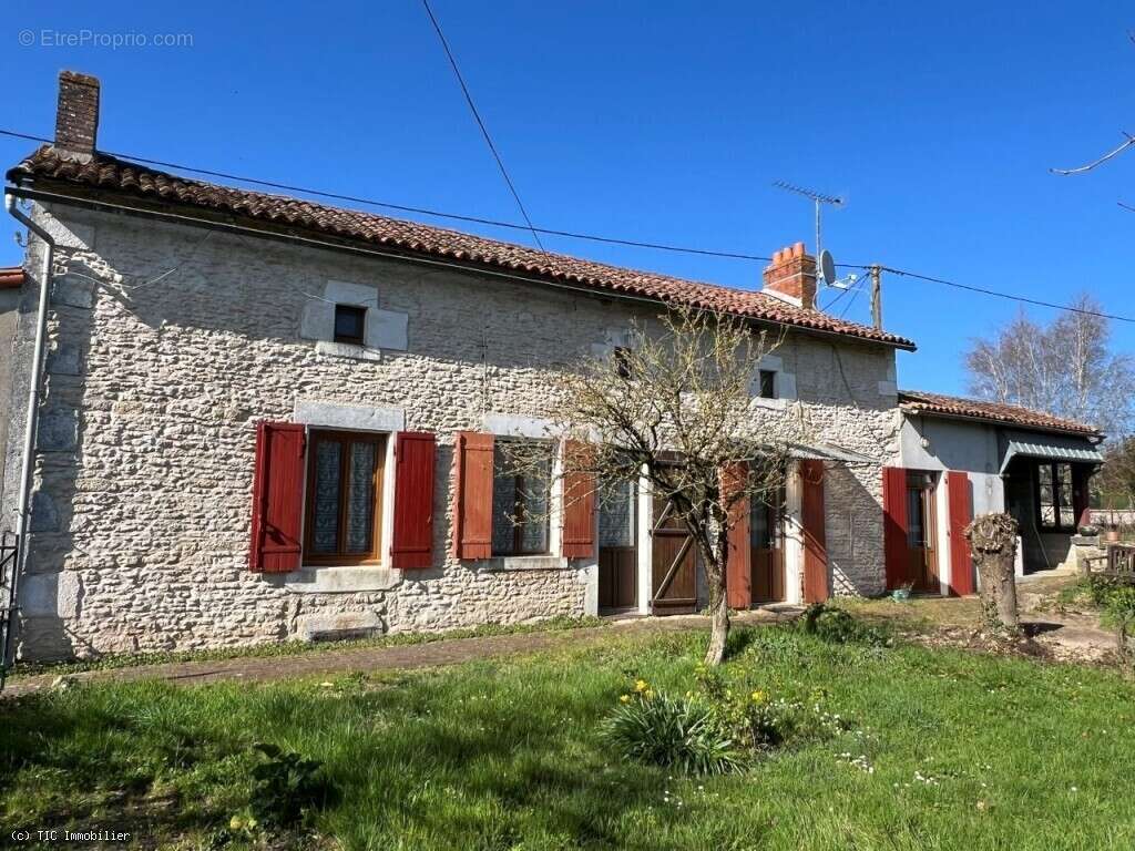 Maison à CIVRAY