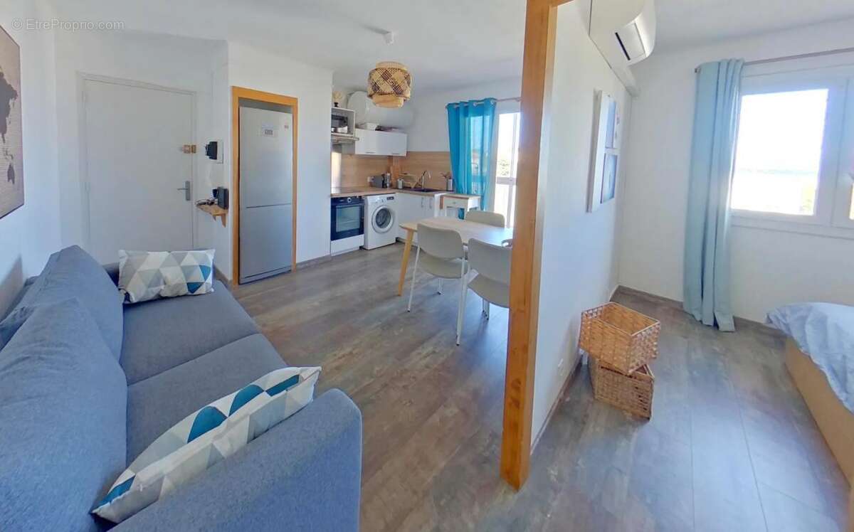 Appartement à HYERES