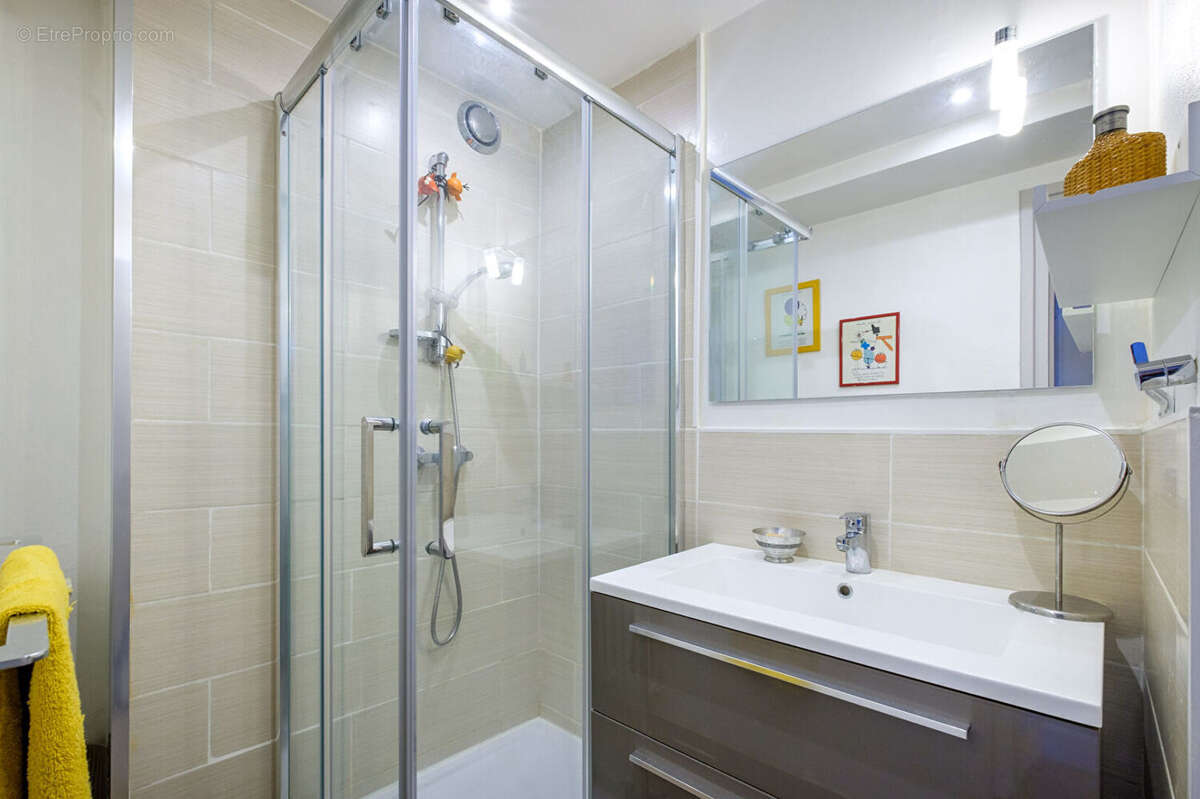 Appartement à LYON-8E