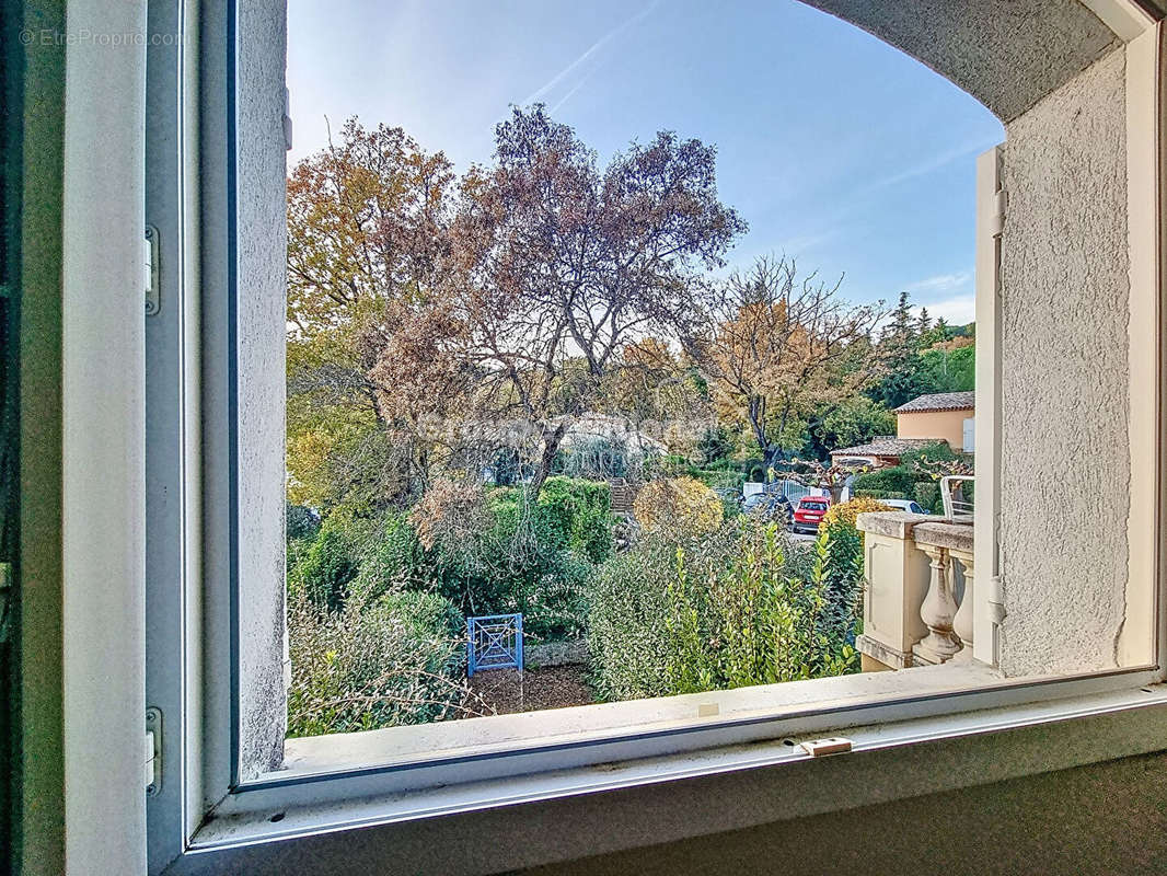 Appartement à CALLIAN
