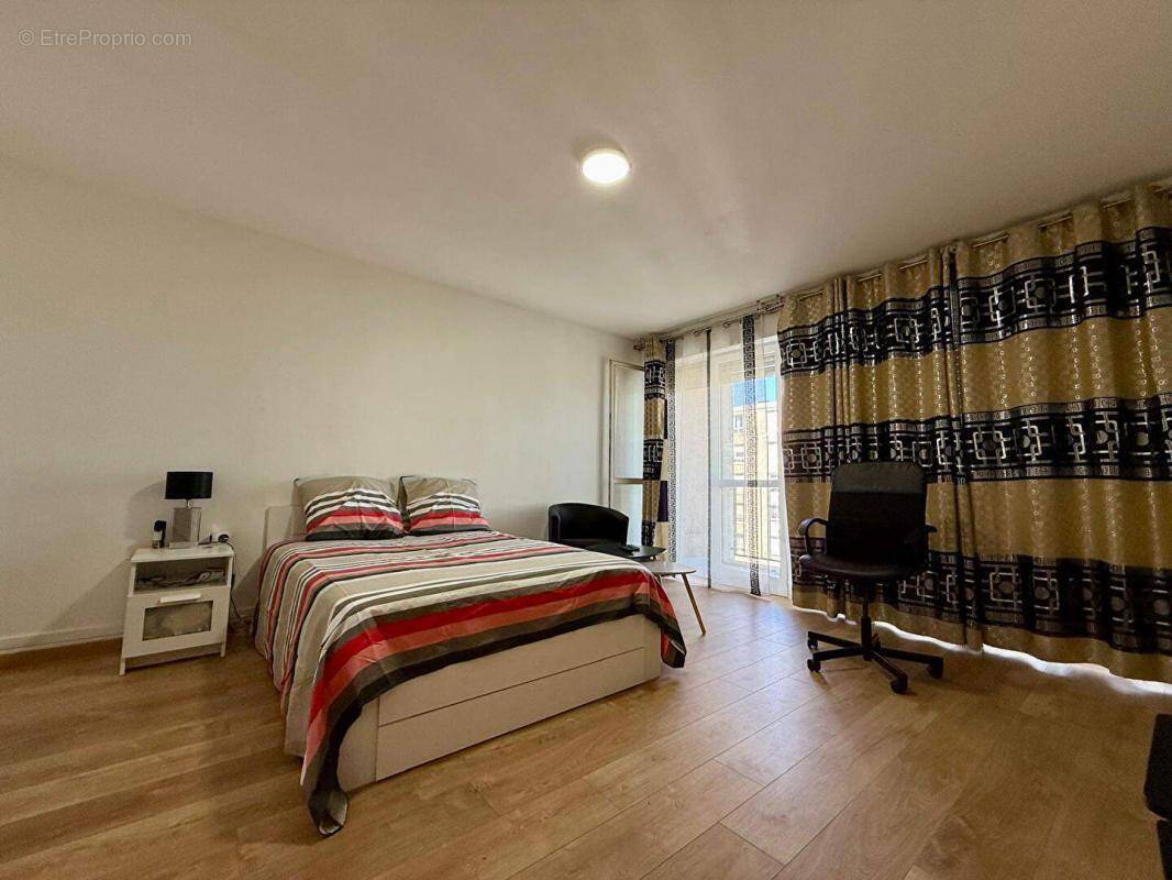 Appartement à EVRY