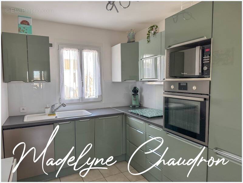 Appartement à LARDY