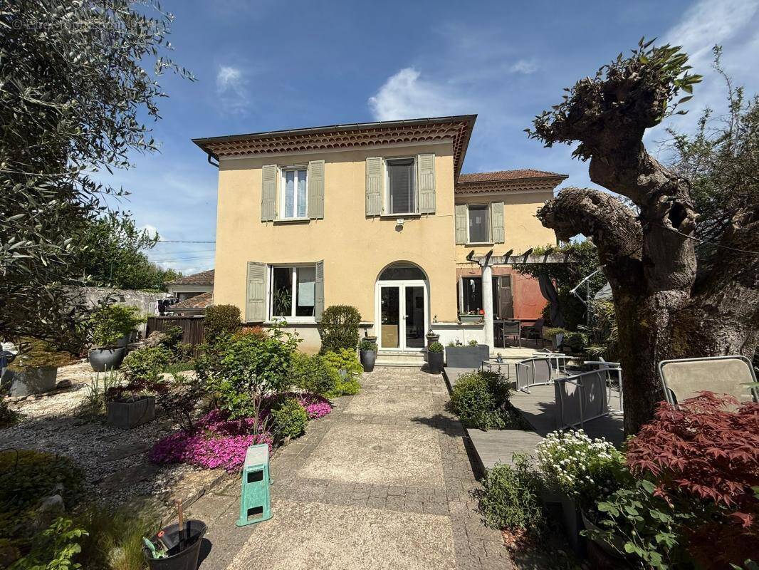 Maison à JOYEUSE