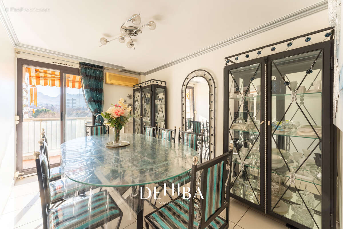 Appartement à MARSEILLE-10E