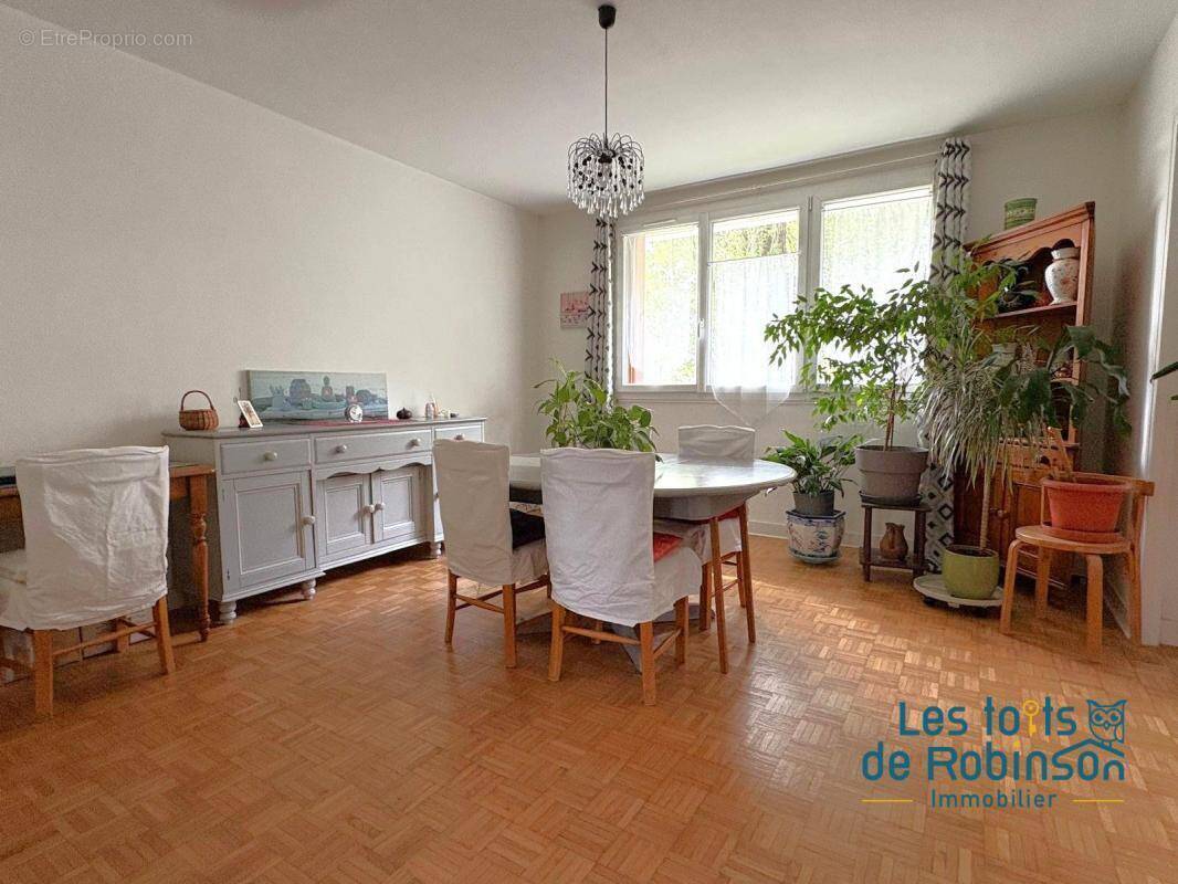 Appartement à CHATILLON