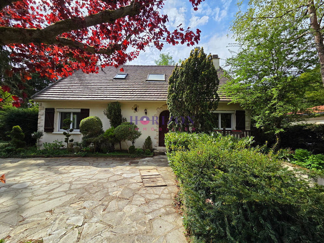 Maison à ORRY-LA-VILLE