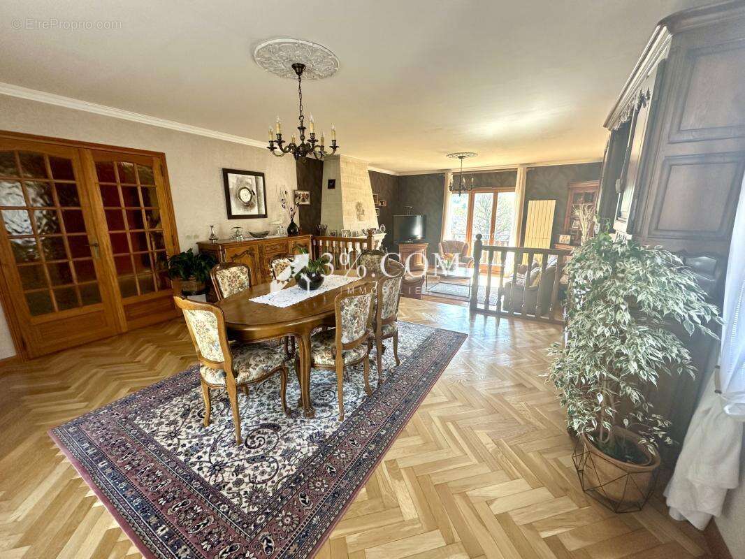 Maison à CHAVIGNY
