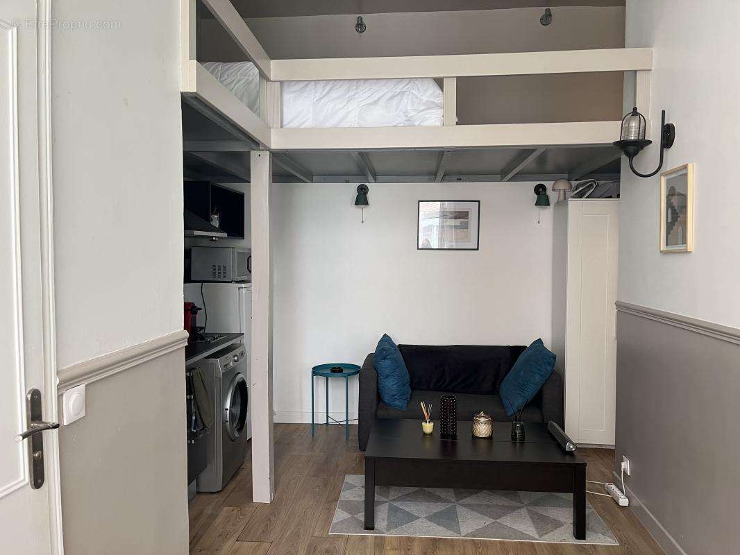 Appartement à LEVALLOIS-PERRET