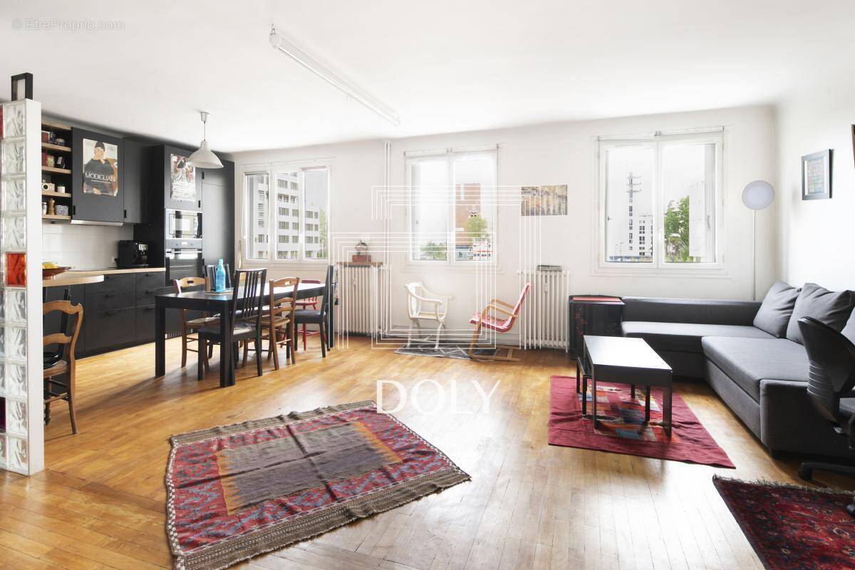 Appartement à IVRY-SUR-SEINE