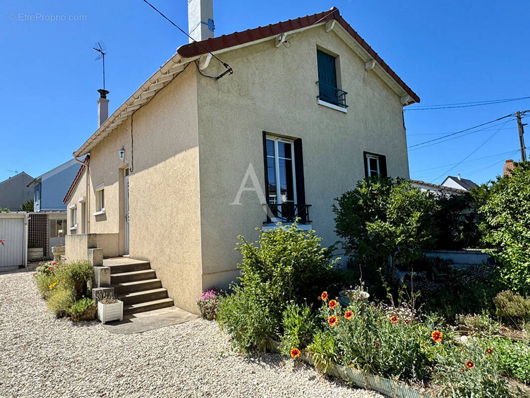 Maison à CONFLANS-SAINTE-HONORINE