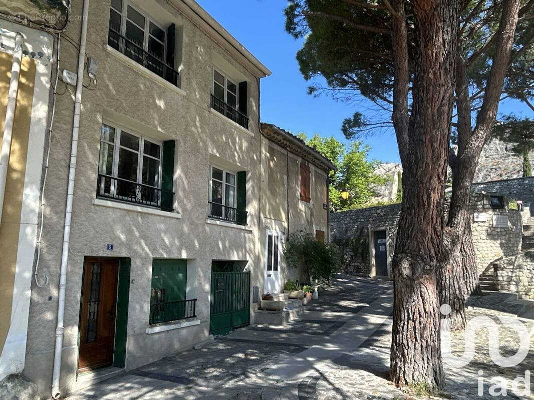 Photo 1 - Maison à PIERRELATTE