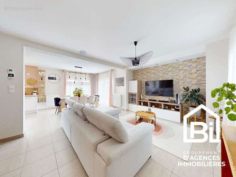Maison à BIEVILLE-BEUVILLE