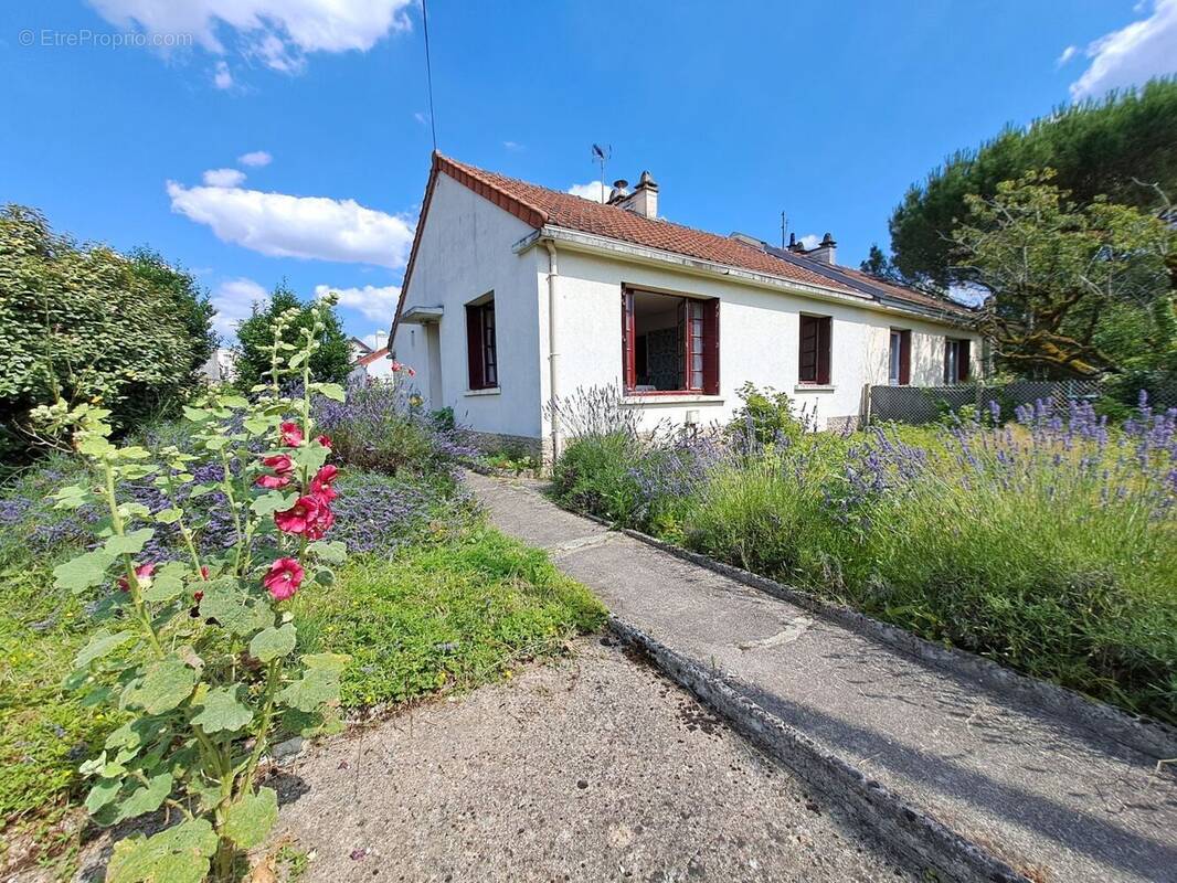 Maison à YERRES