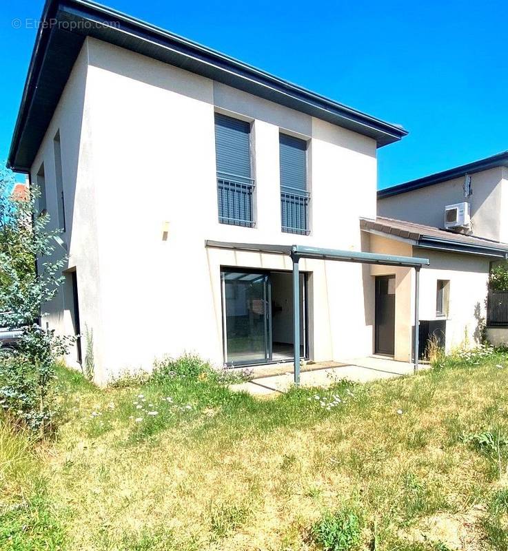 Maison à DIEMOZ