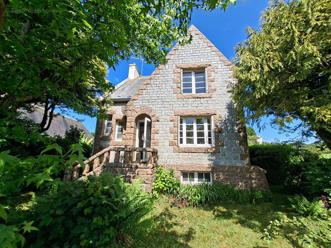 Maison à PLESTIN-LES-GREVES
