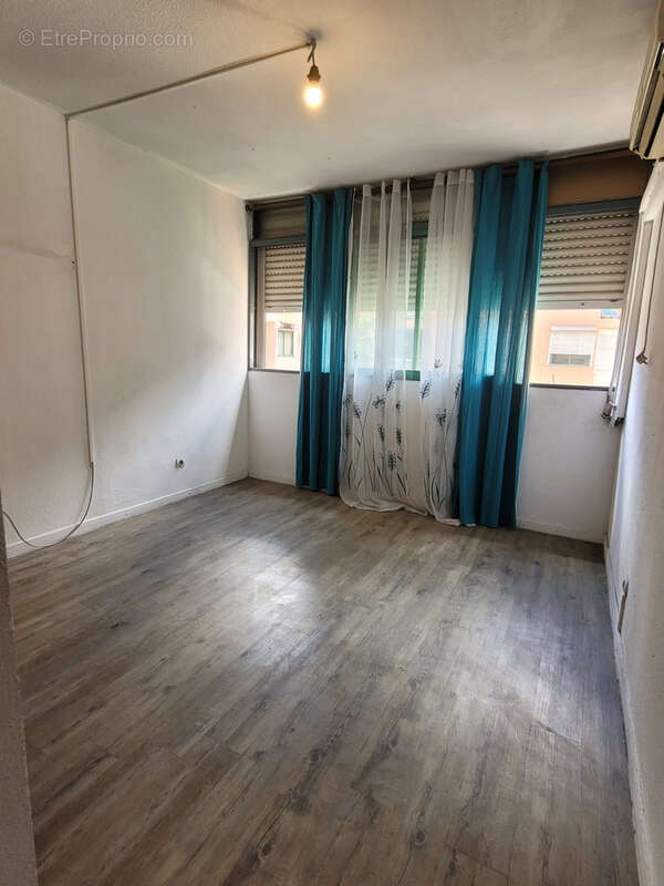 Appartement à POINTE-A-PITRE