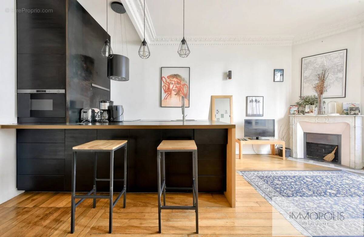 Appartement à PARIS-18E