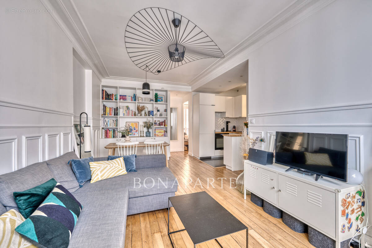 Appartement à PARIS-18E