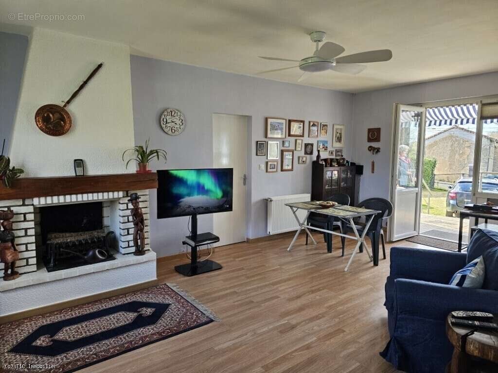 Maison à CIVRAY