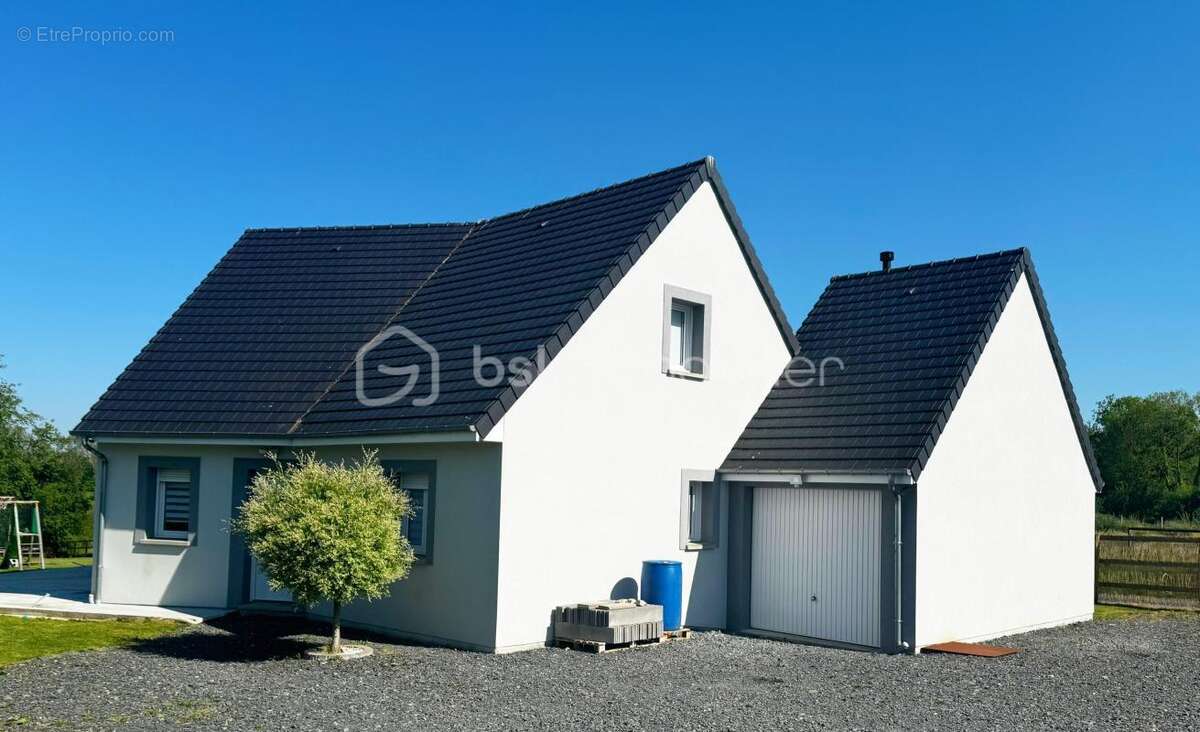 Maison à DOZULE
