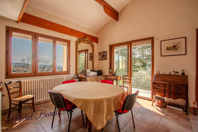 Maison à DARDILLY