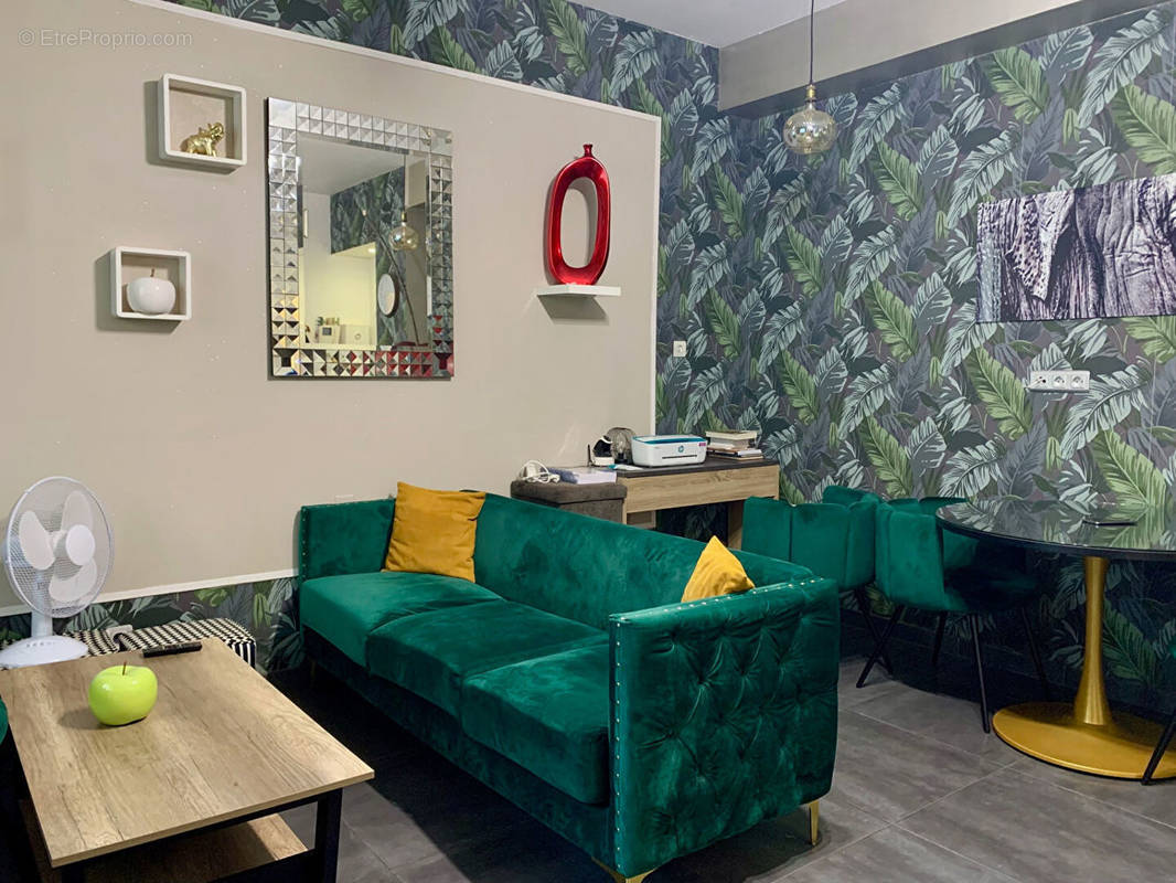 Appartement à MARSEILLE-6E