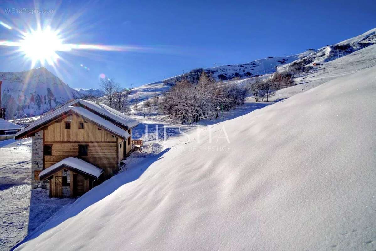 Maison à LE CHATEL