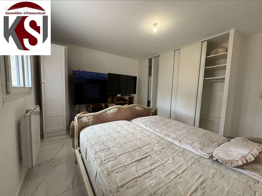 Appartement à SEILLONS-SOURCE-D&#039;ARGENS