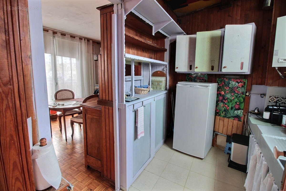 Appartement à SURESNES