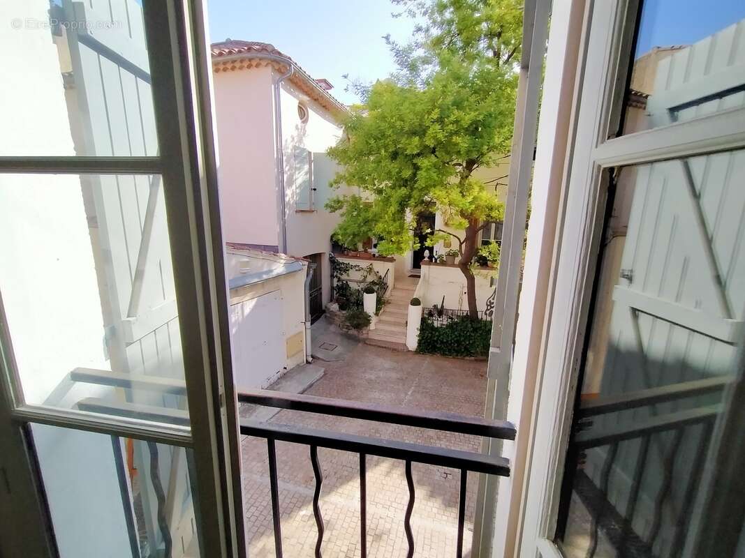Appartement à LE CASTELLET