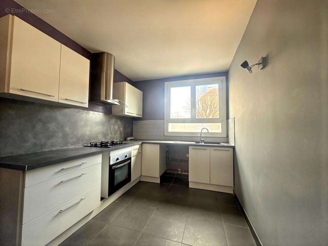 Appartement à CHENOVE