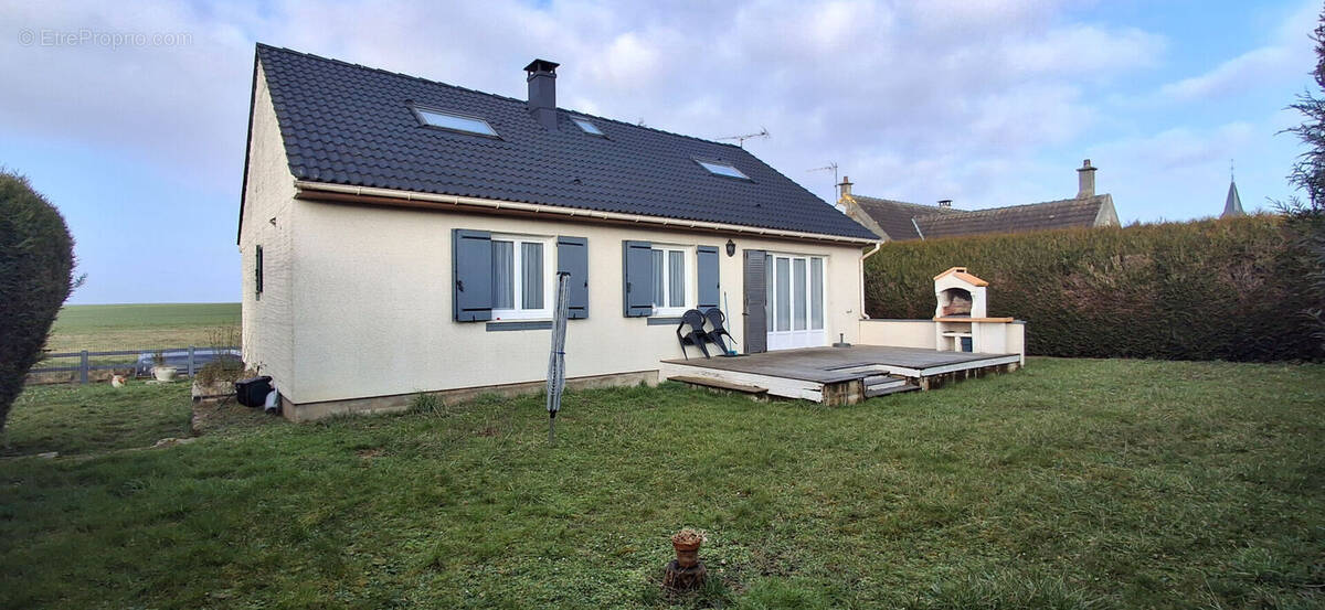 Maison à CREPY-EN-VALOIS