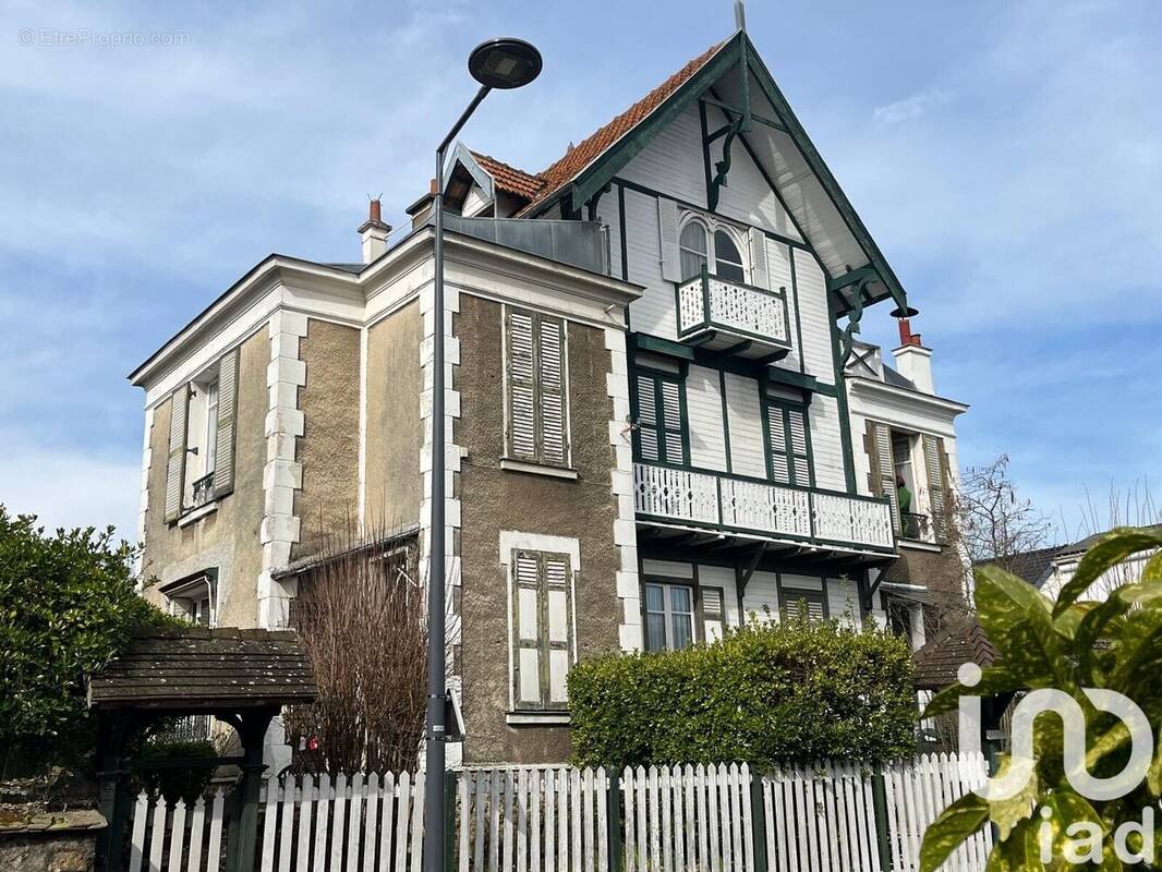 Photo 1 - Maison à MEUDON