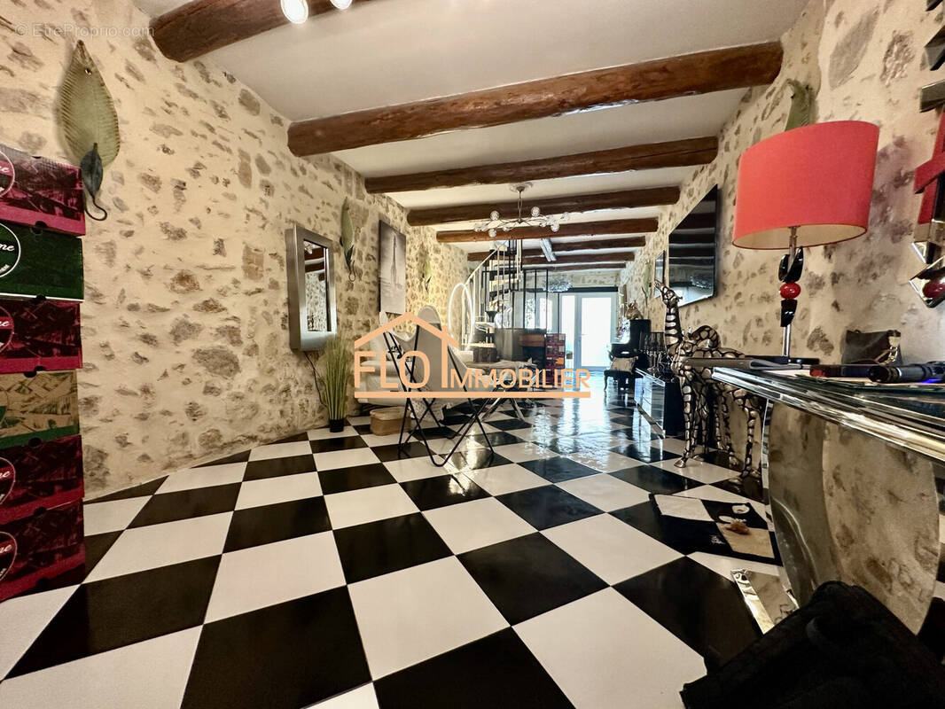 Maison à FLORENSAC