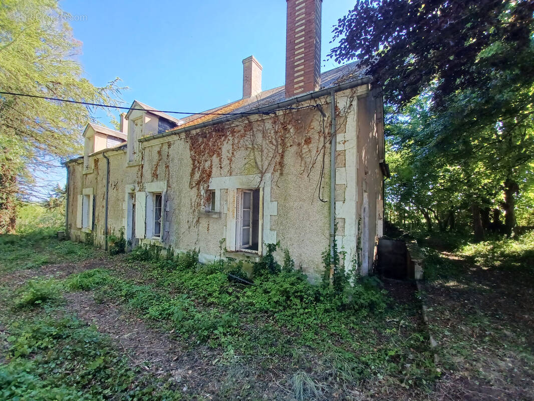 Maison à JUSSY-LE-CHAUDRIER