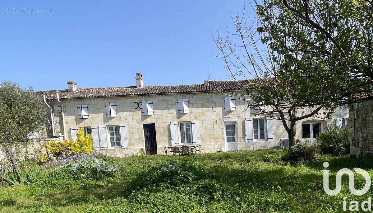 Photo 1 - Maison à TESSON