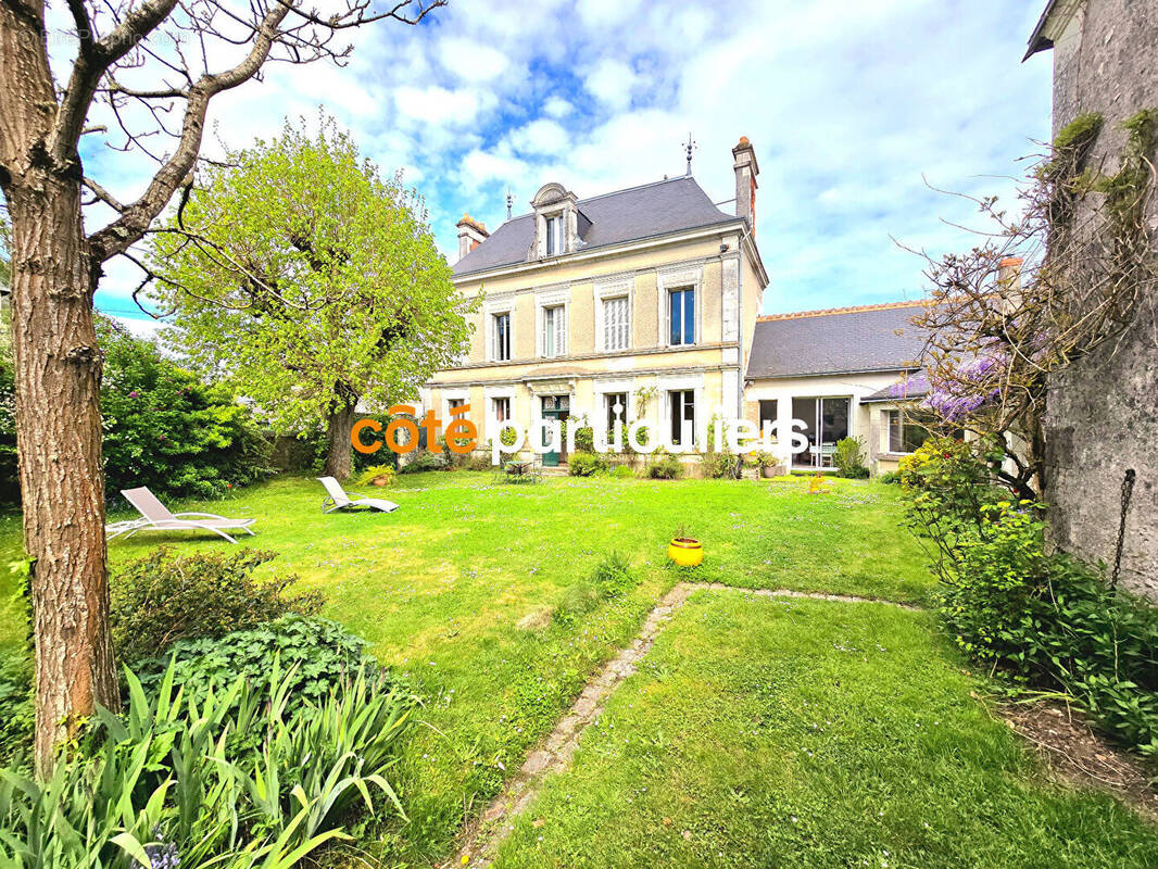 Maison à SAINT-BRANCHS