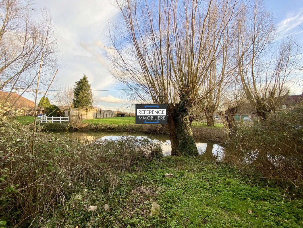 Parking à COMINES