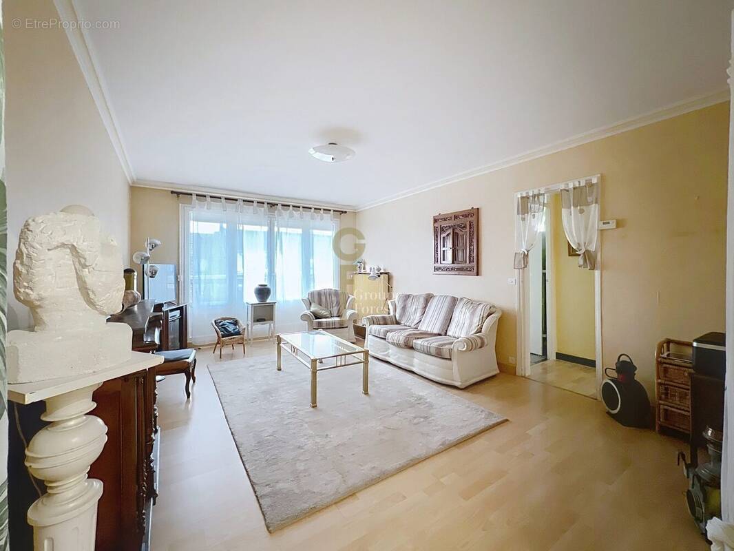 Appartement à CROIX
