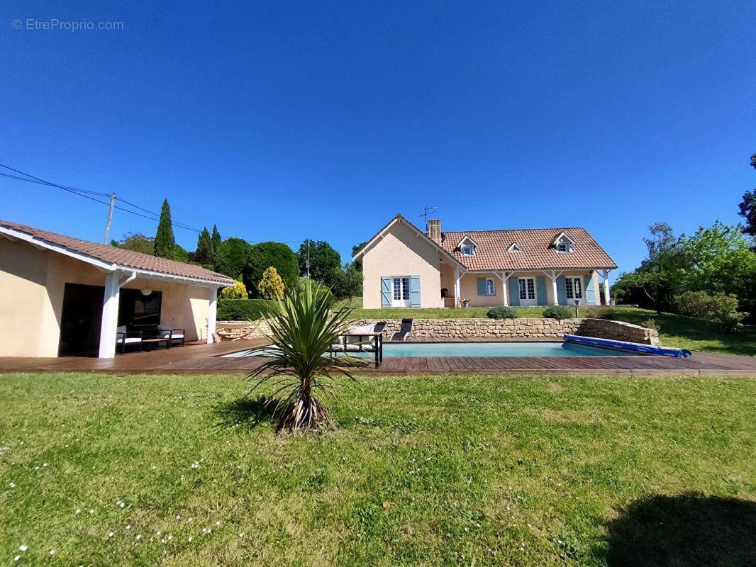 Maison à YVRAC