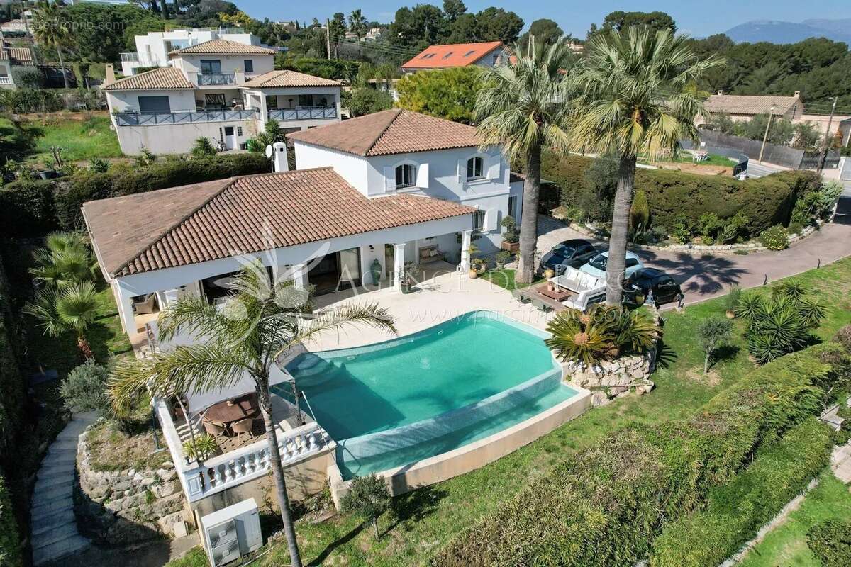 Maison à ANTIBES