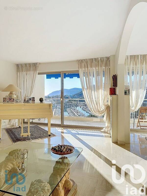 Photo 1 - Appartement à MANDELIEU-LA-NAPOULE
