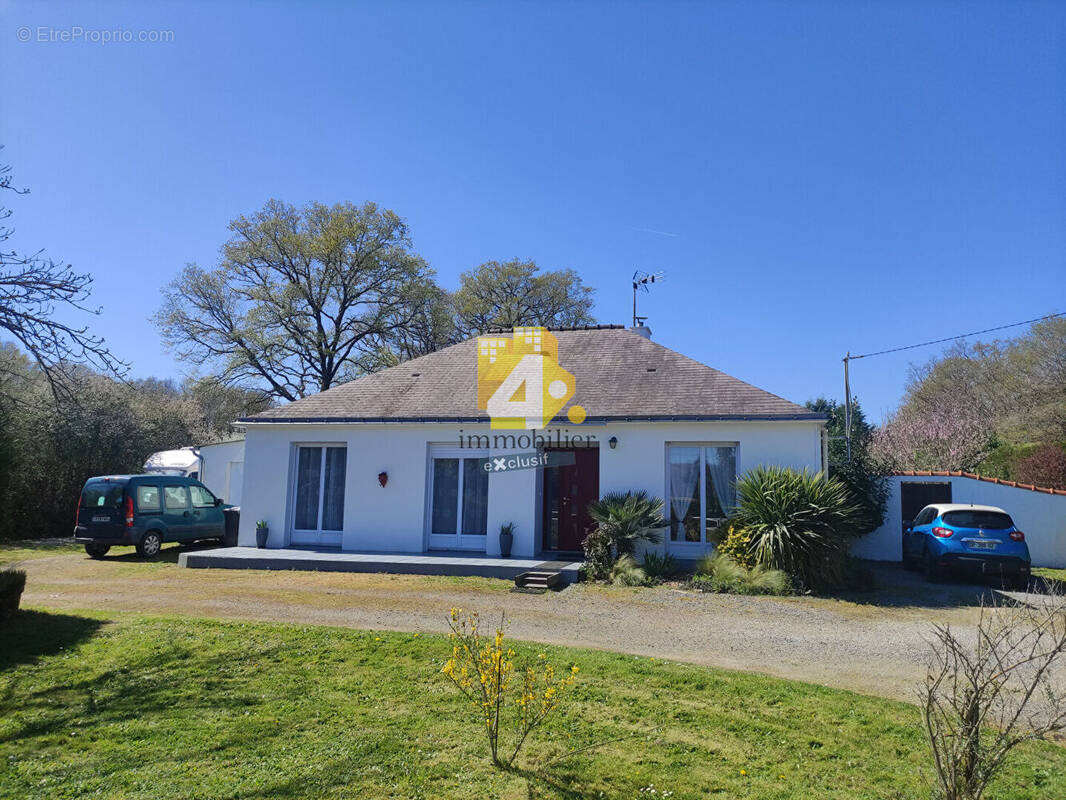 Maison à SAINTE-ANNE-SUR-BRIVET